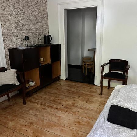 Utcara Nyilo Apartman Vác エクステリア 写真