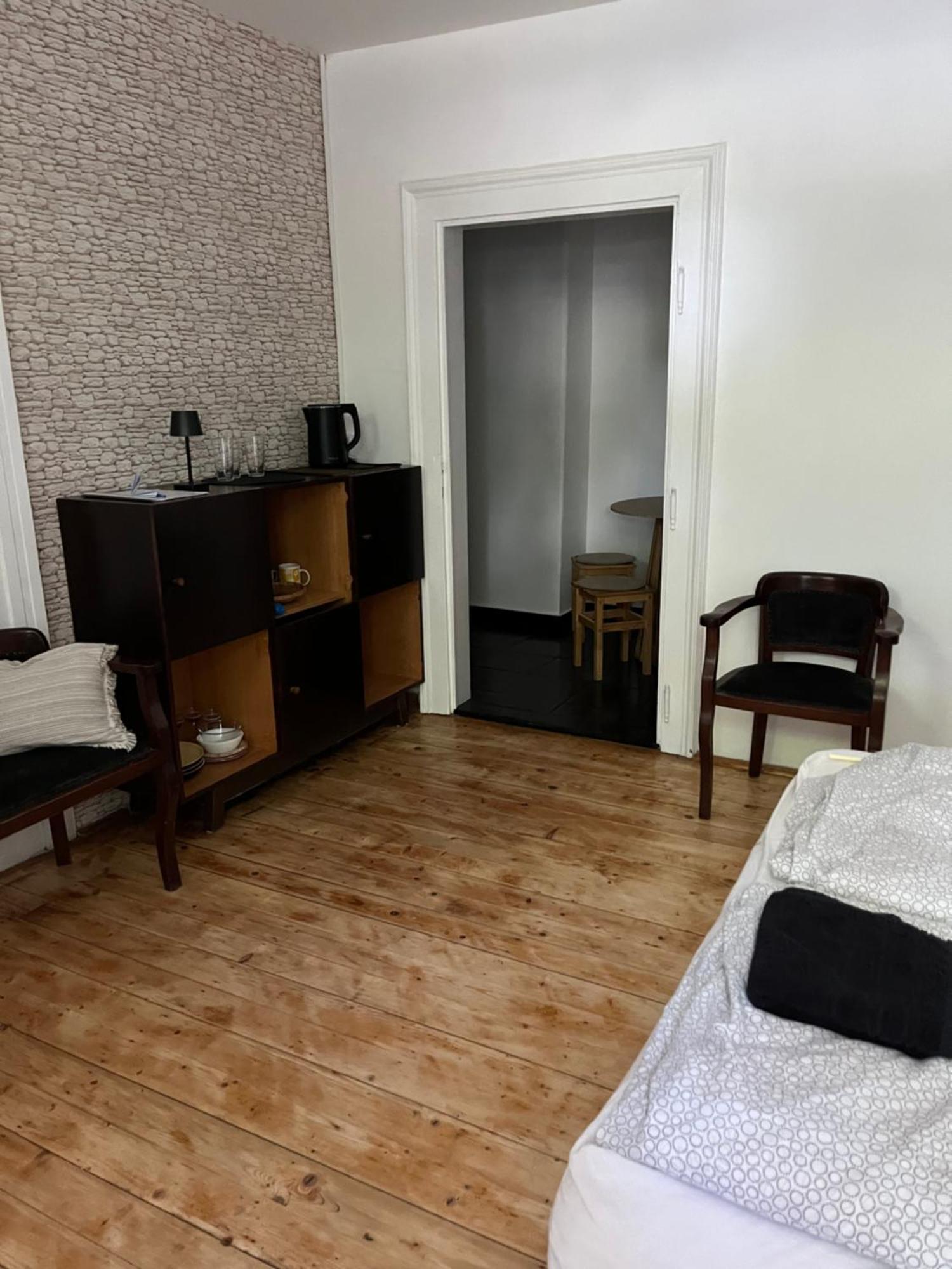 Utcara Nyilo Apartman Vác エクステリア 写真